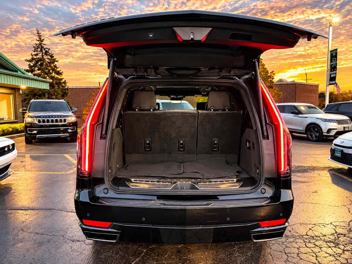 Photo 14 of this Cadillac Escalade
