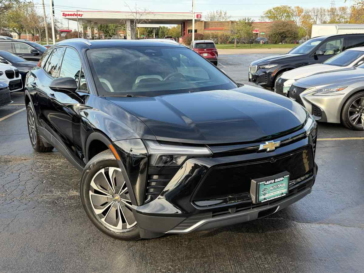 Photo 3 of this Chevrolet Blazer EV