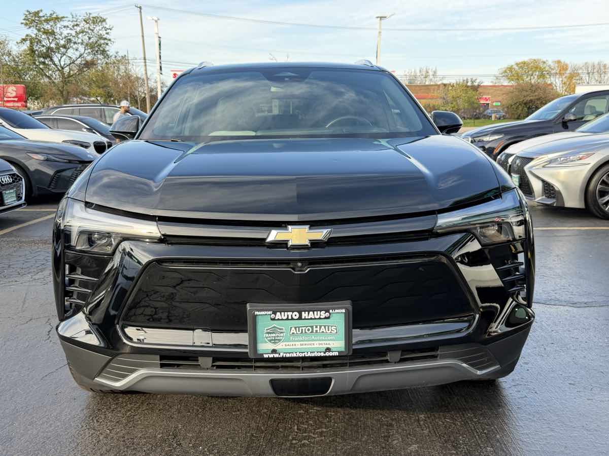 Photo 4 of this Chevrolet Blazer EV