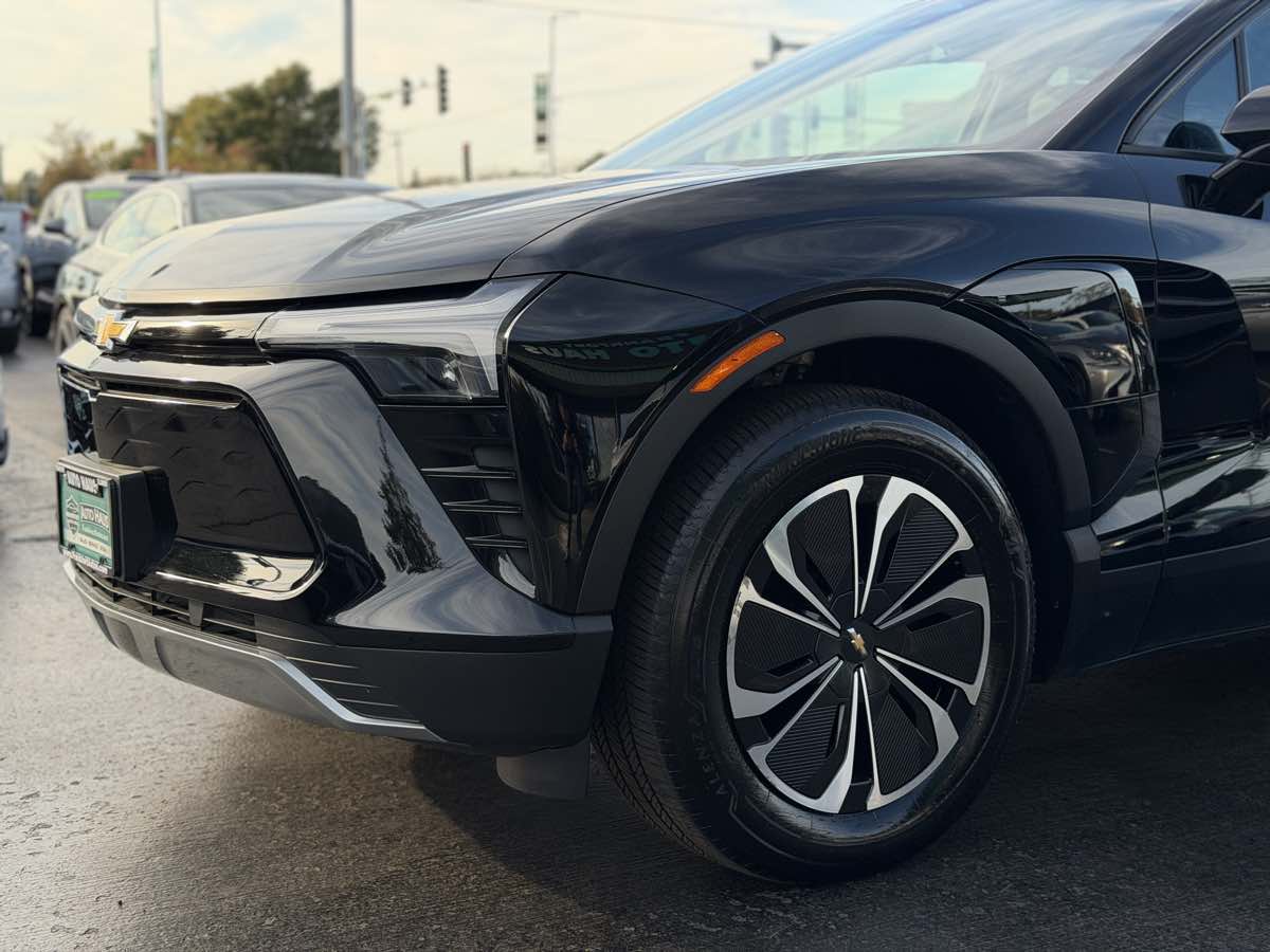 Photo 11 of this Chevrolet Blazer EV