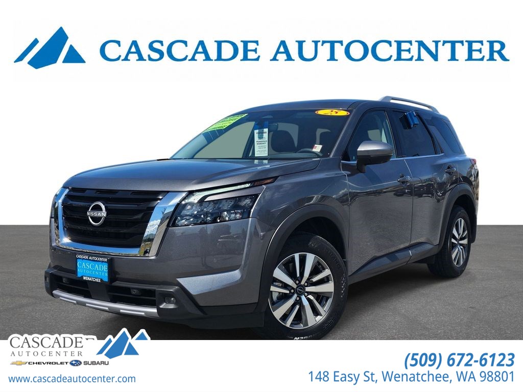 2025 Nissan Pathfinder SL 4WD's photo