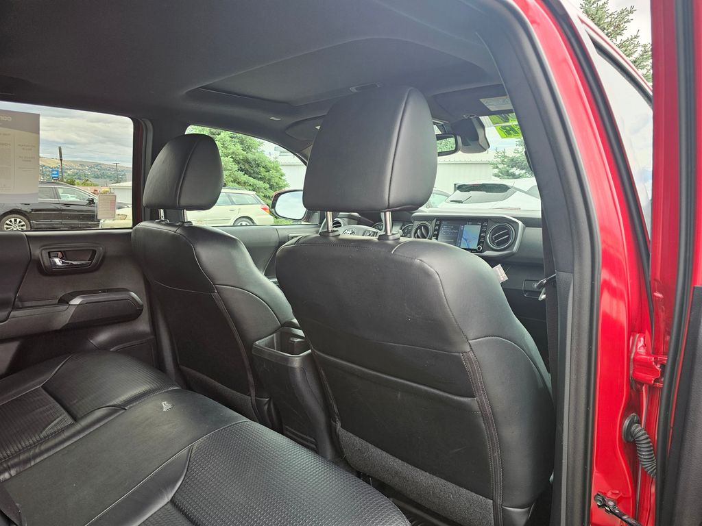 2020 Toyota Tacoma TRD Off Road - Photo 19