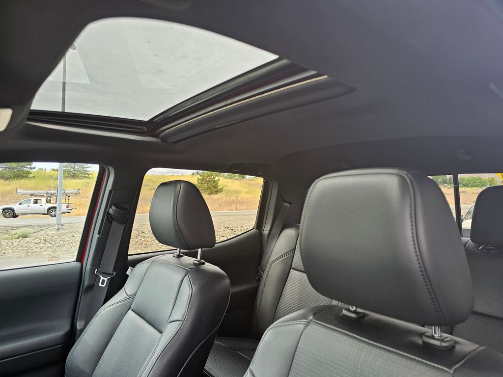 2020 Toyota Tacoma TRD Off Road - Photo 28
