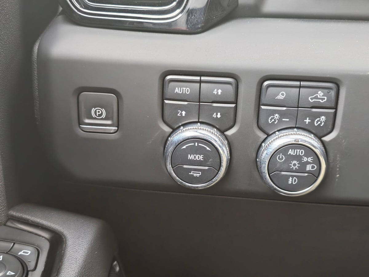 2023 GMC Sierra 1500 AT4 - Photo 38