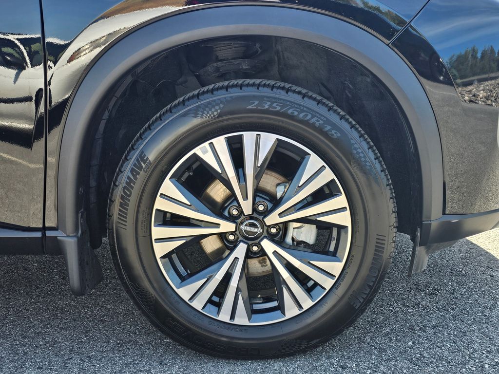 2022 Nissan Rogue SV - Photo 16