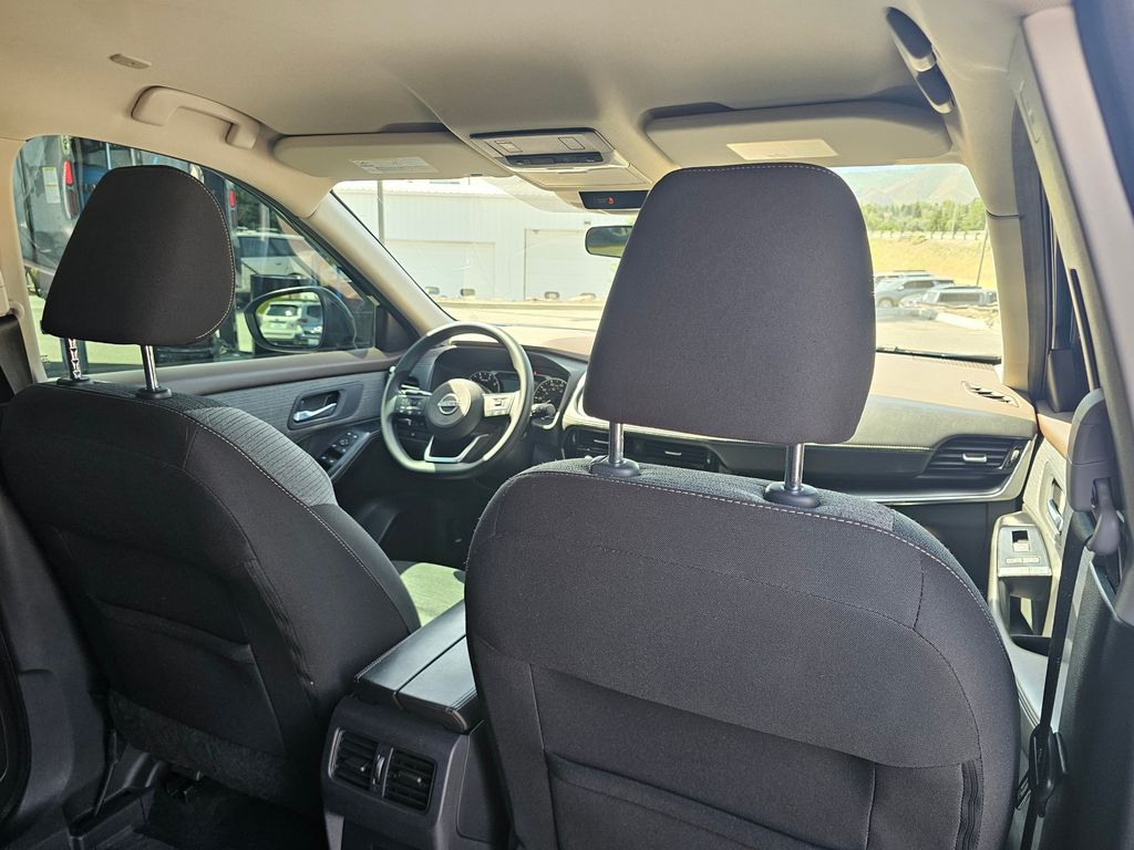 2022 Nissan Rogue SV - Photo 19