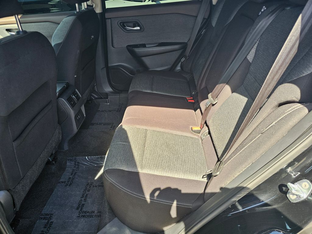 2022 Nissan Rogue SV - Photo 25