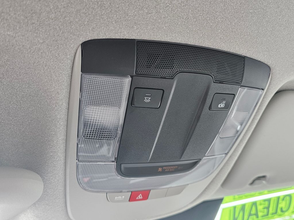 2024 Kia Niro EX - Photo 36