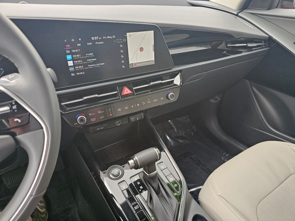 2024 Kia Niro EX - Photo 37