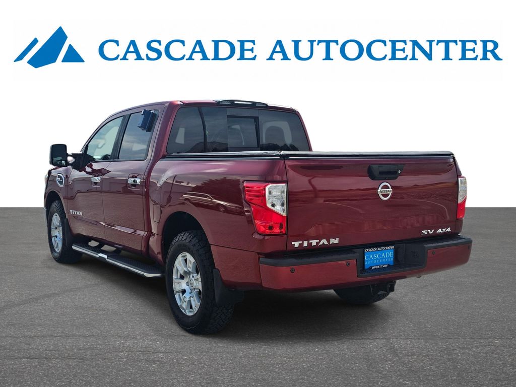 2017 Nissan Titan SV - Photo 5