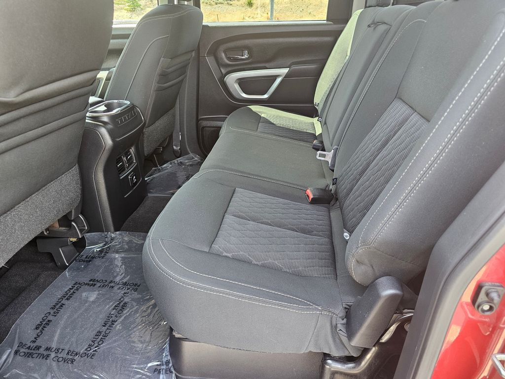 2017 Nissan Titan SV - Photo 23