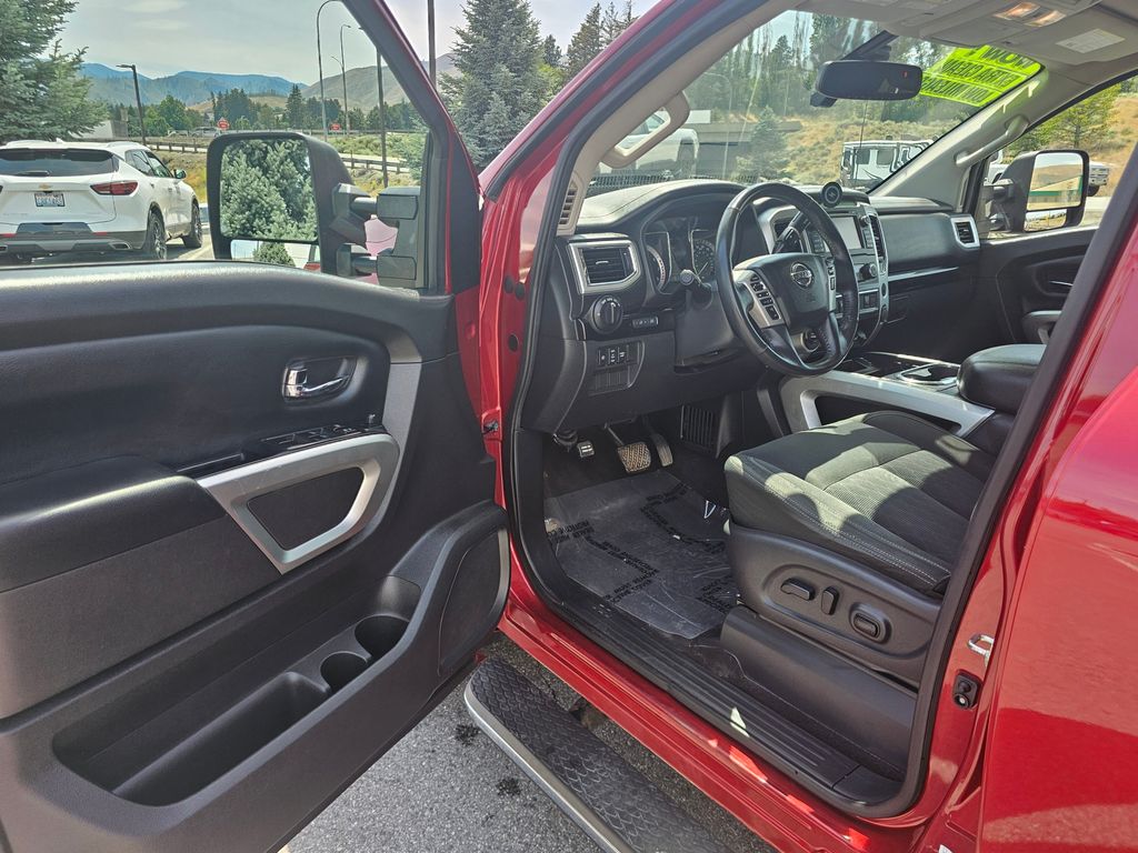 2017 Nissan Titan SV - Photo 26