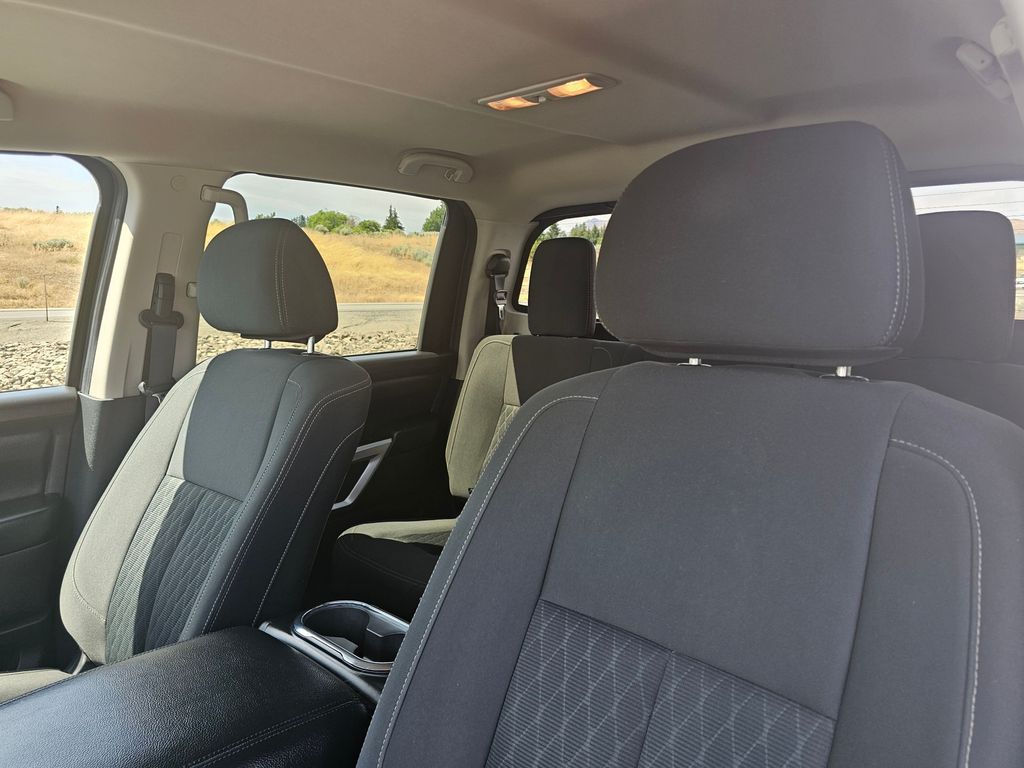 2017 Nissan Titan SV - Photo 28