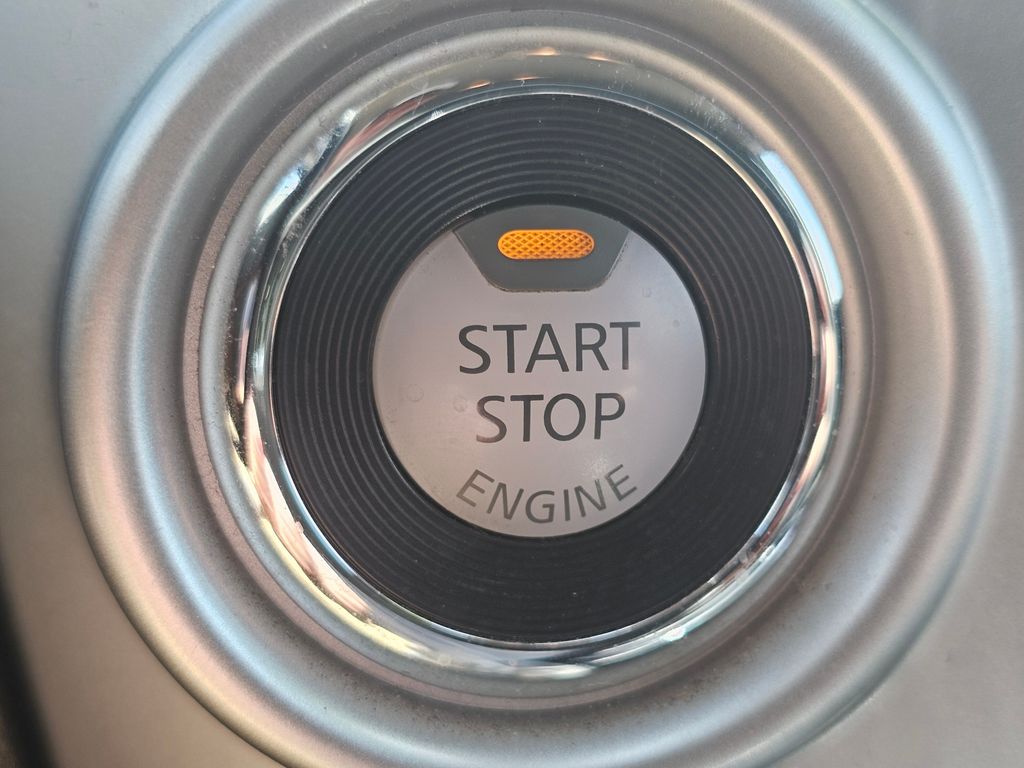2017 Nissan Titan SV - Photo 38