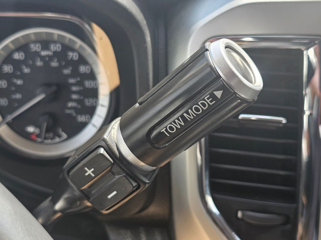 2017 Nissan Titan SV - Photo 39