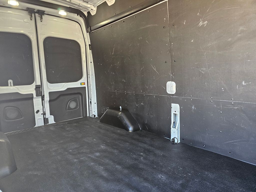 2025 Ford Transit Van Base - Photo 20