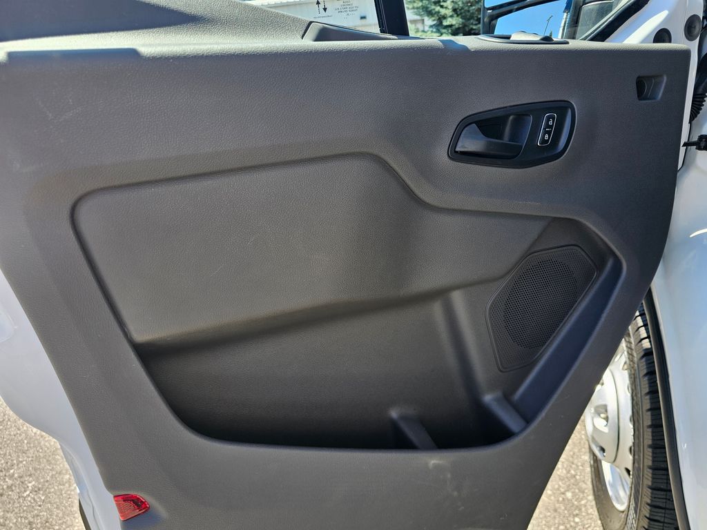 2025 Ford Transit Van Base - Photo 30