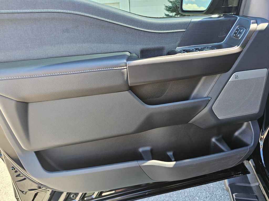 2025 Ford F-150 Lariat - Photo 29