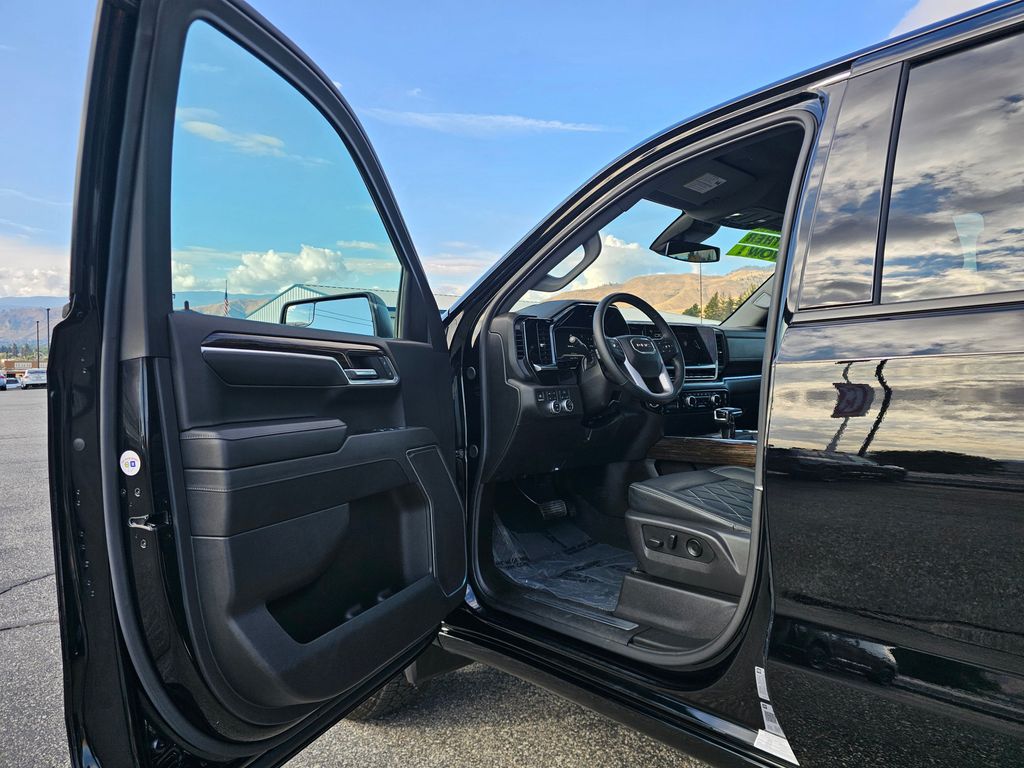 GMC Sierra photo 27