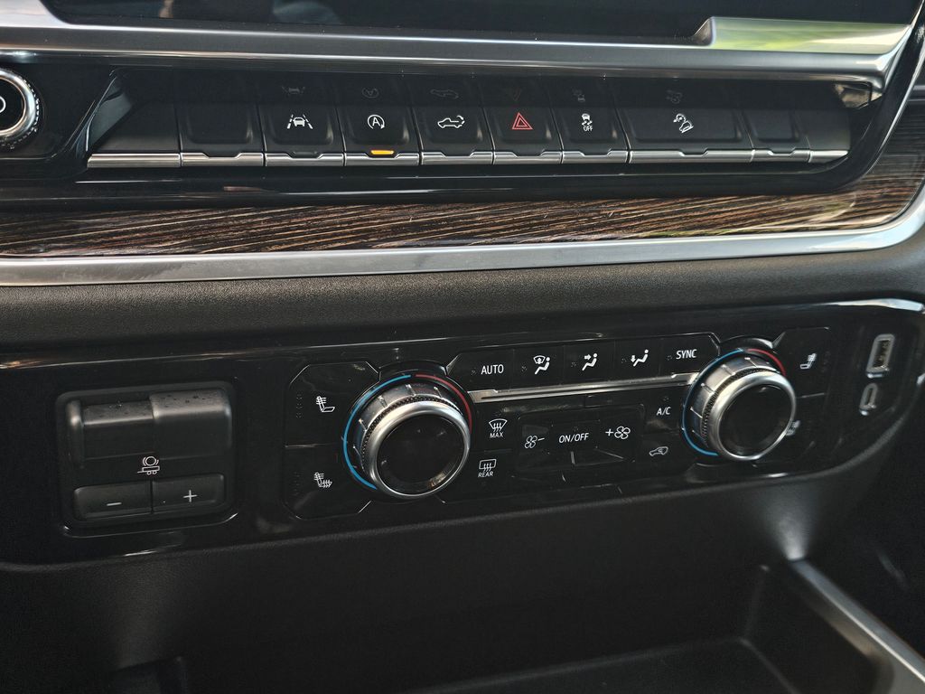 GMC Sierra photo 37