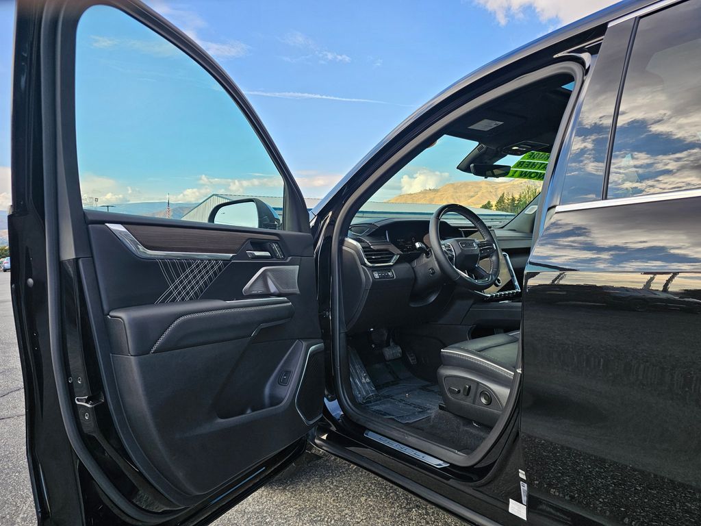 GMC Acadia photo 29