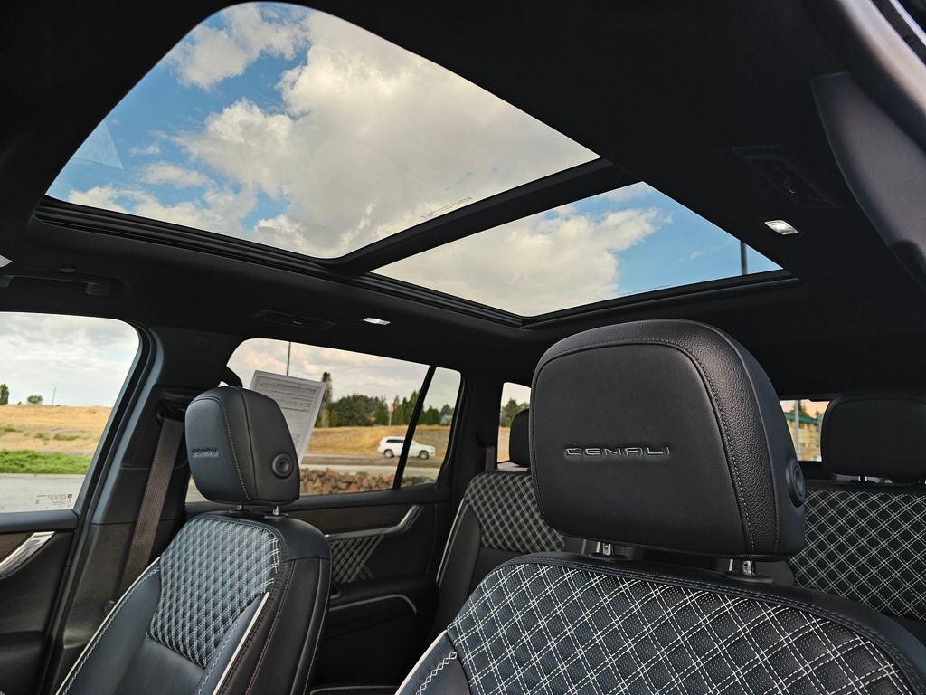 GMC Acadia photo 31
