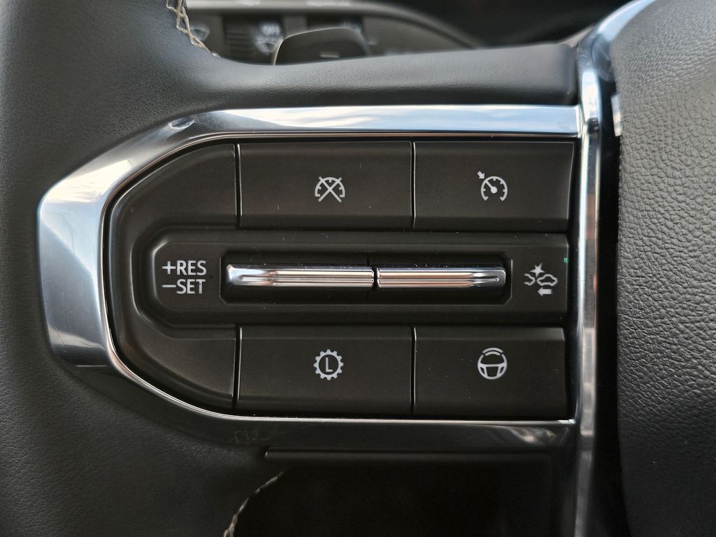 GMC Acadia photo 39