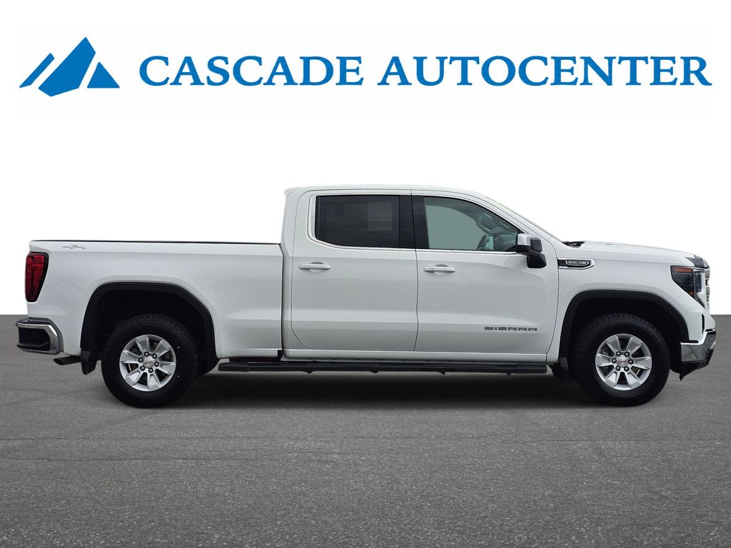 GMC Sierra photo 11
