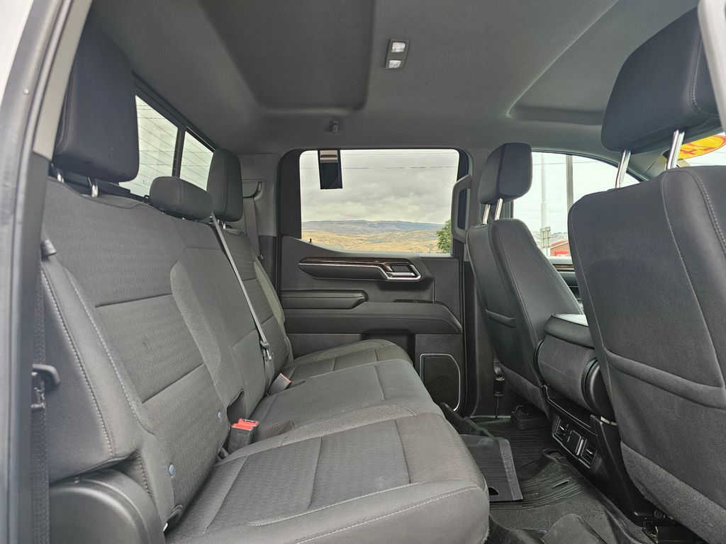 GMC Sierra photo 19