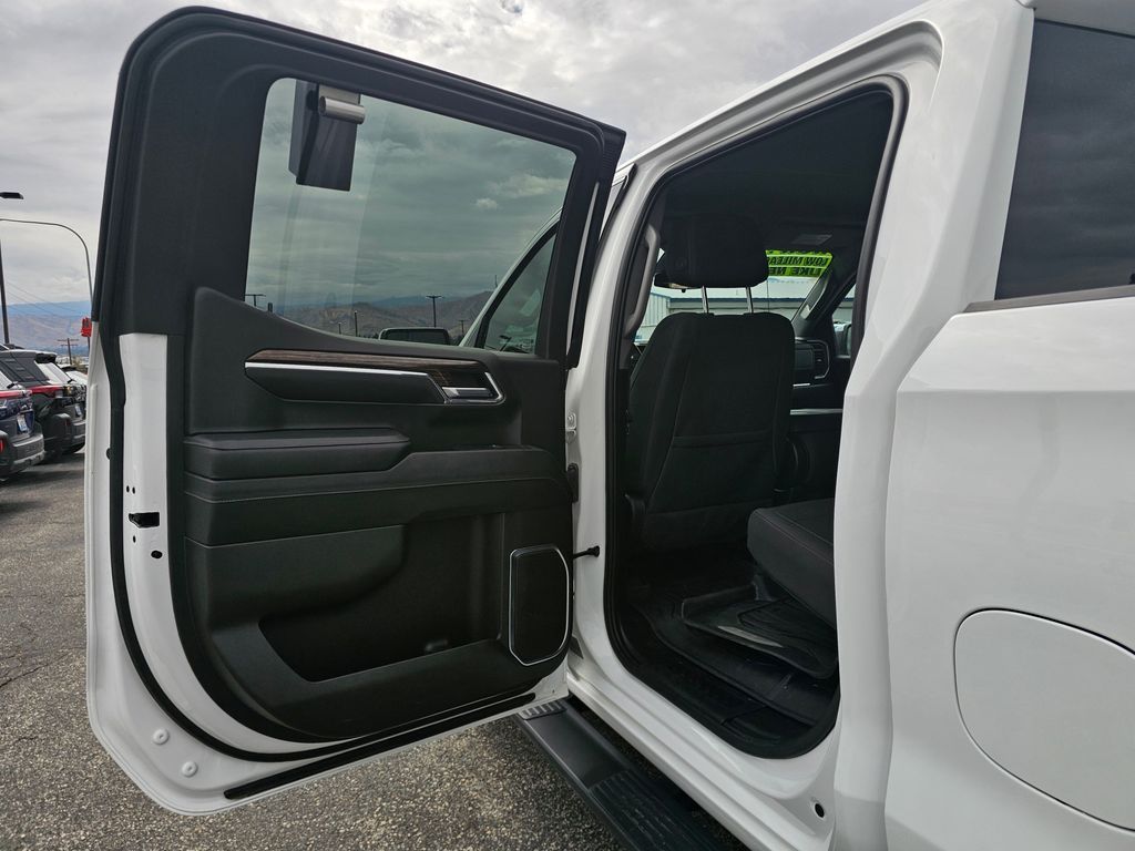 GMC Sierra photo 23