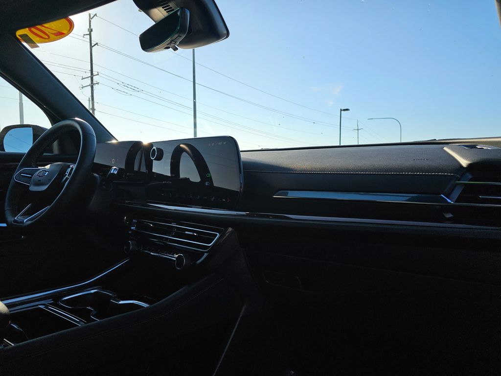 Chevrolet Traverse photo 18