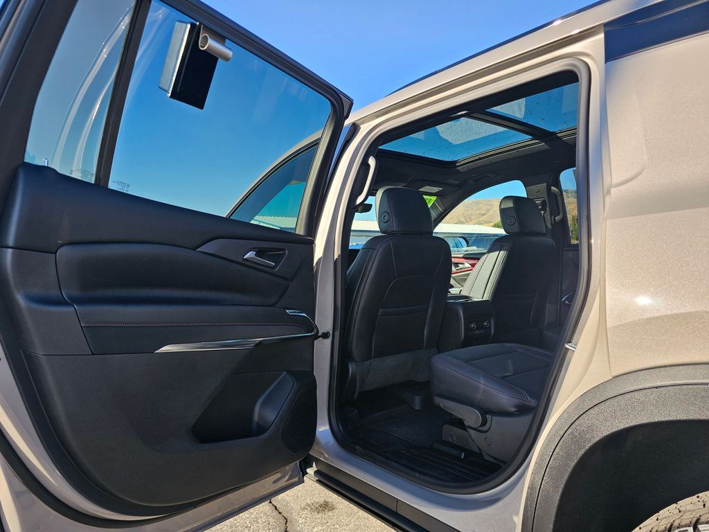 Chevrolet Traverse photo 24