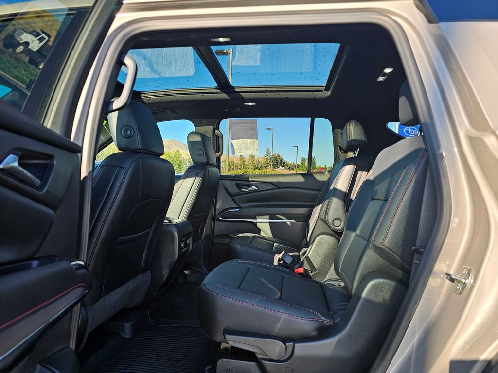 Chevrolet Traverse photo 25