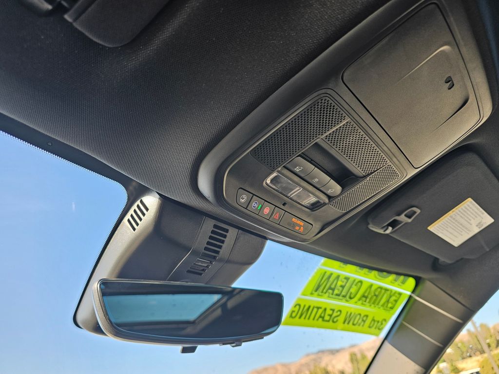 Chevrolet Traverse photo 32