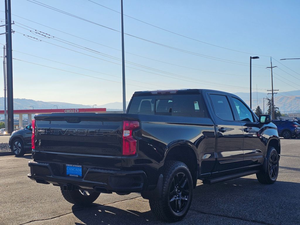 Chevrolet Silverado photo 15