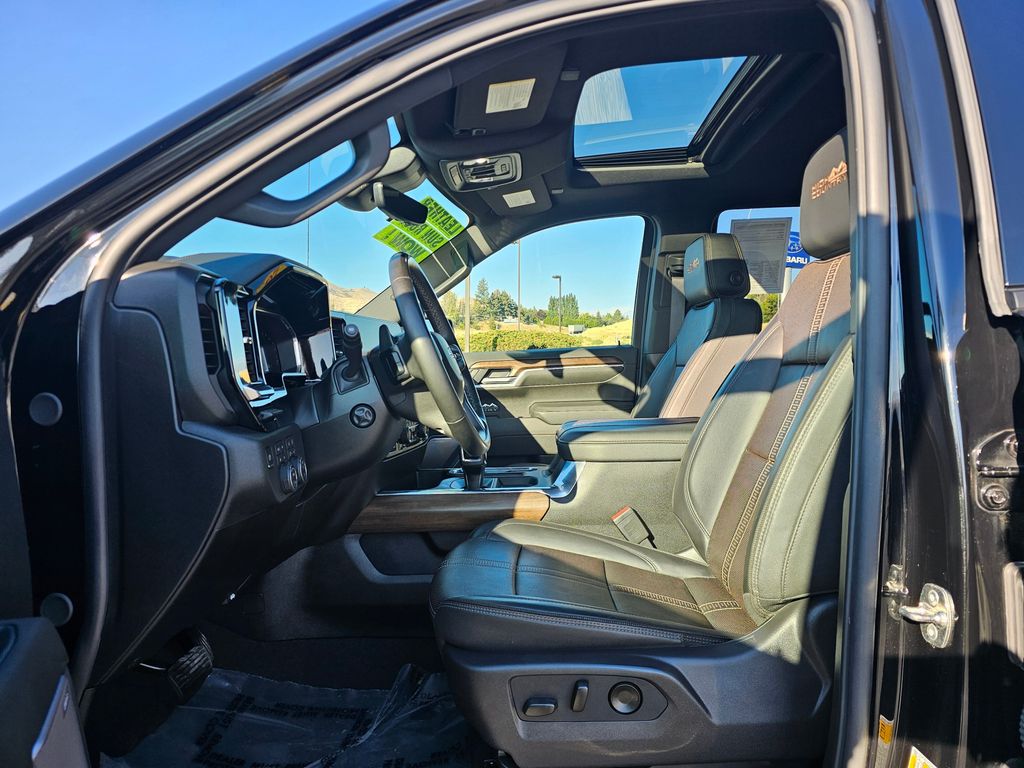 Chevrolet Silverado photo 28