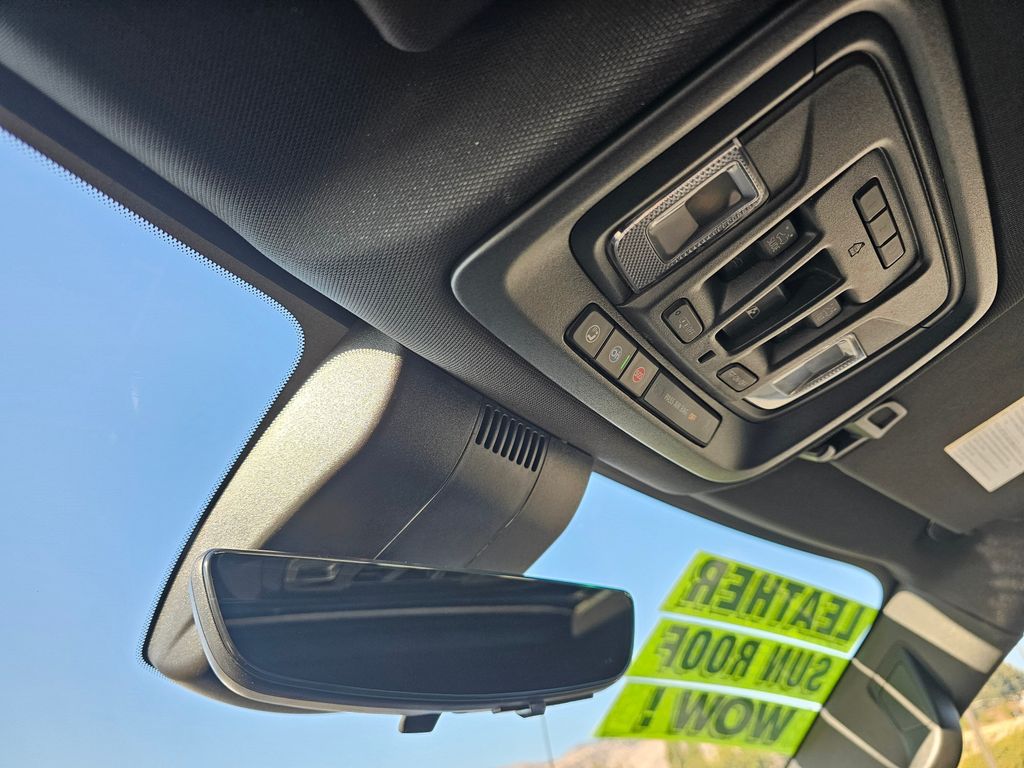 Chevrolet Silverado photo 30