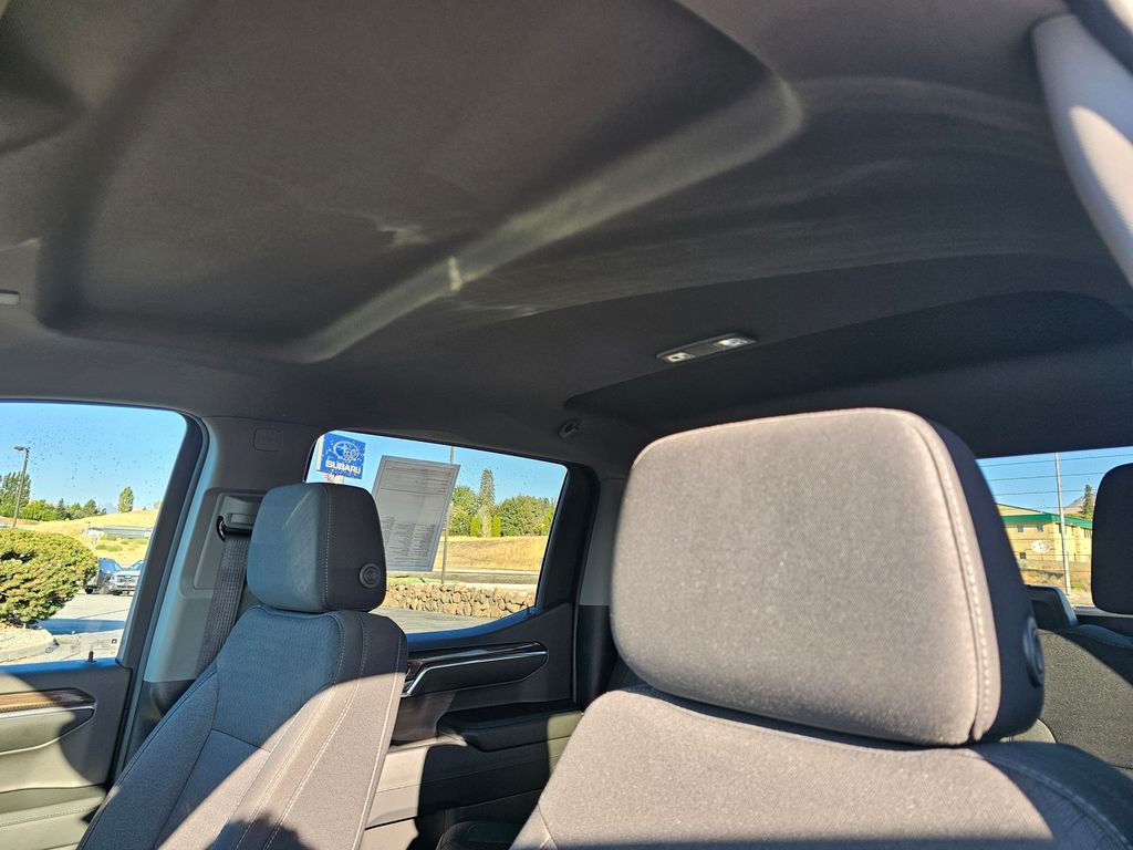 Chevrolet Silverado photo 29