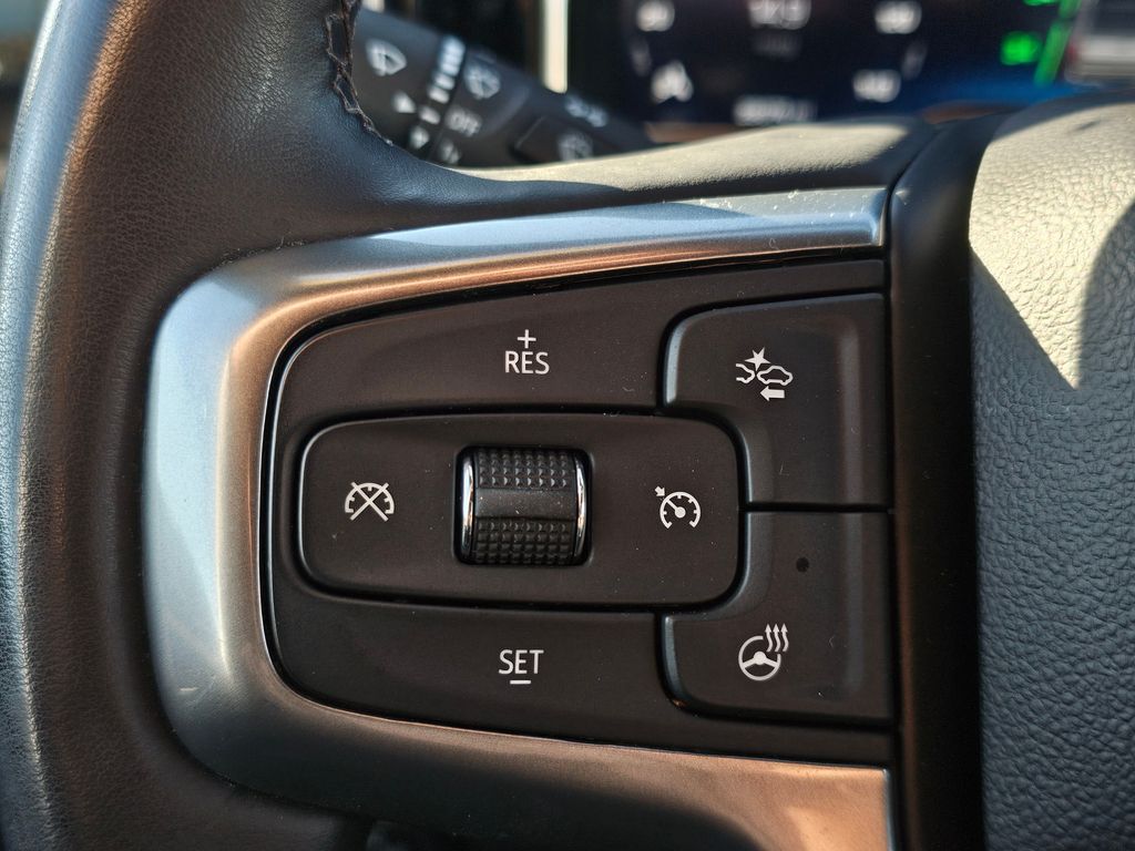 Chevrolet Silverado photo 36