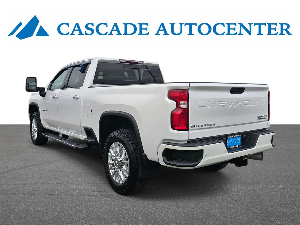 Chevrolet Silverado photo 5