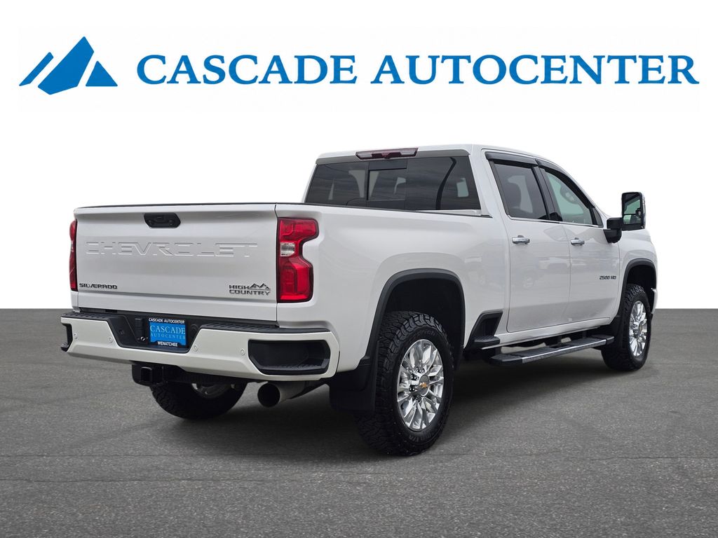 Chevrolet Silverado photo 9