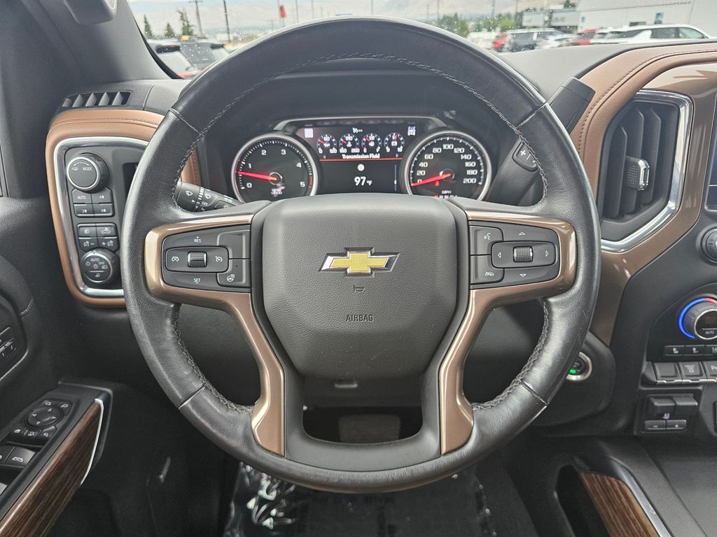 Chevrolet Silverado photo 27