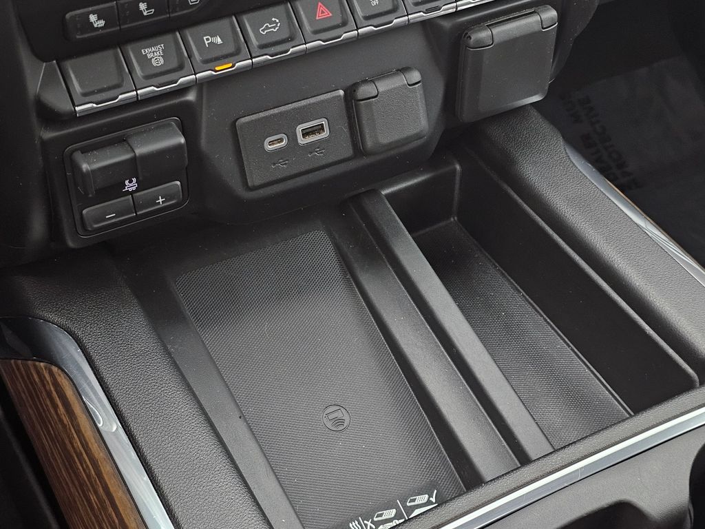Chevrolet Silverado photo 35