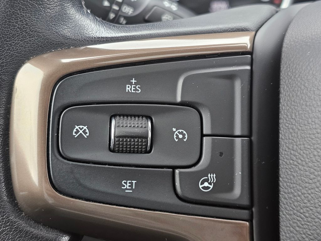 Chevrolet Silverado photo 37