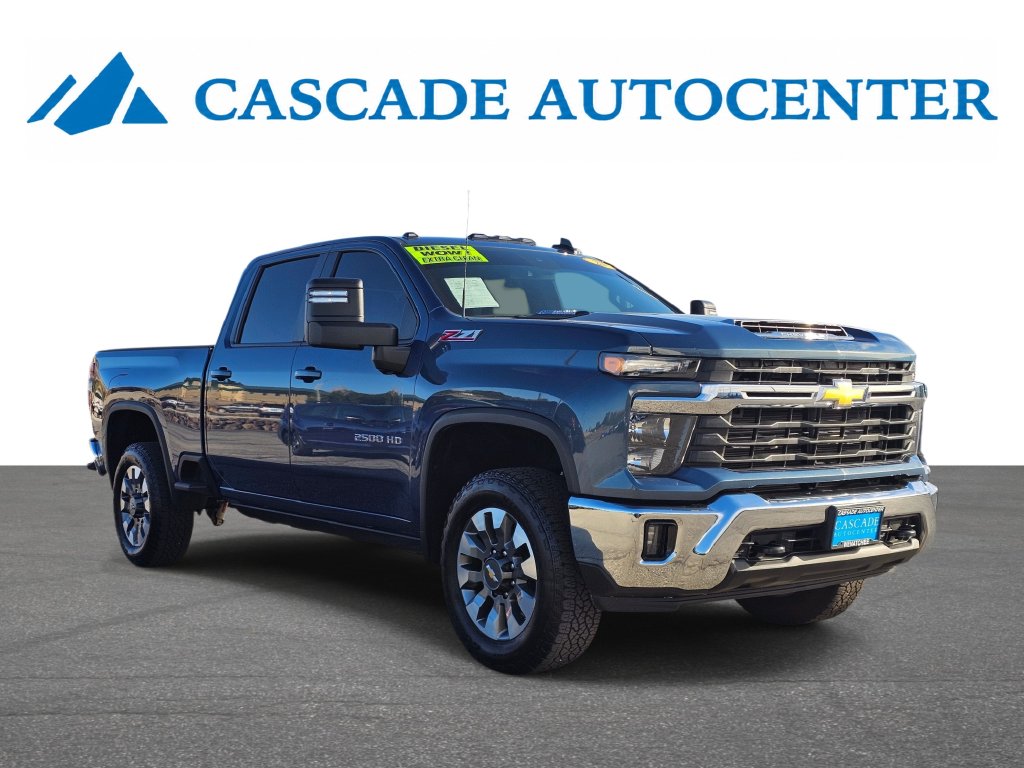 Chevrolet Silverado photo 11