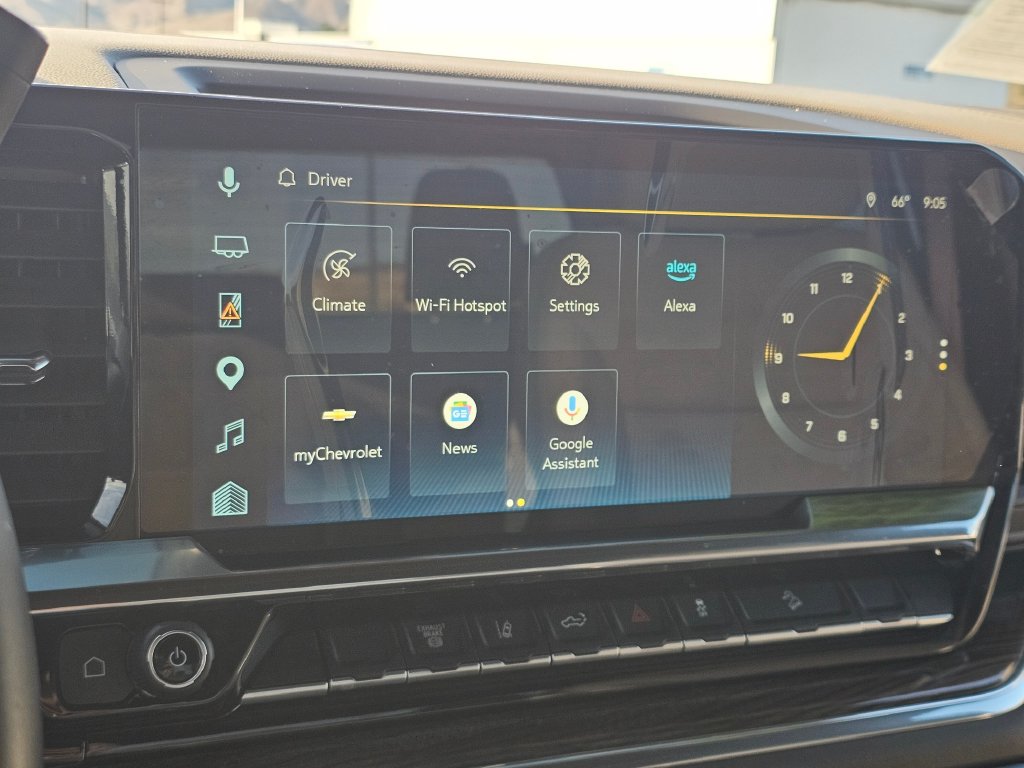 Chevrolet Silverado photo 32