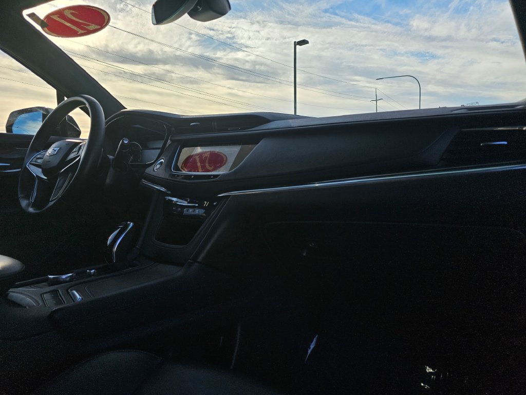 Cadillac XT5 photo 18