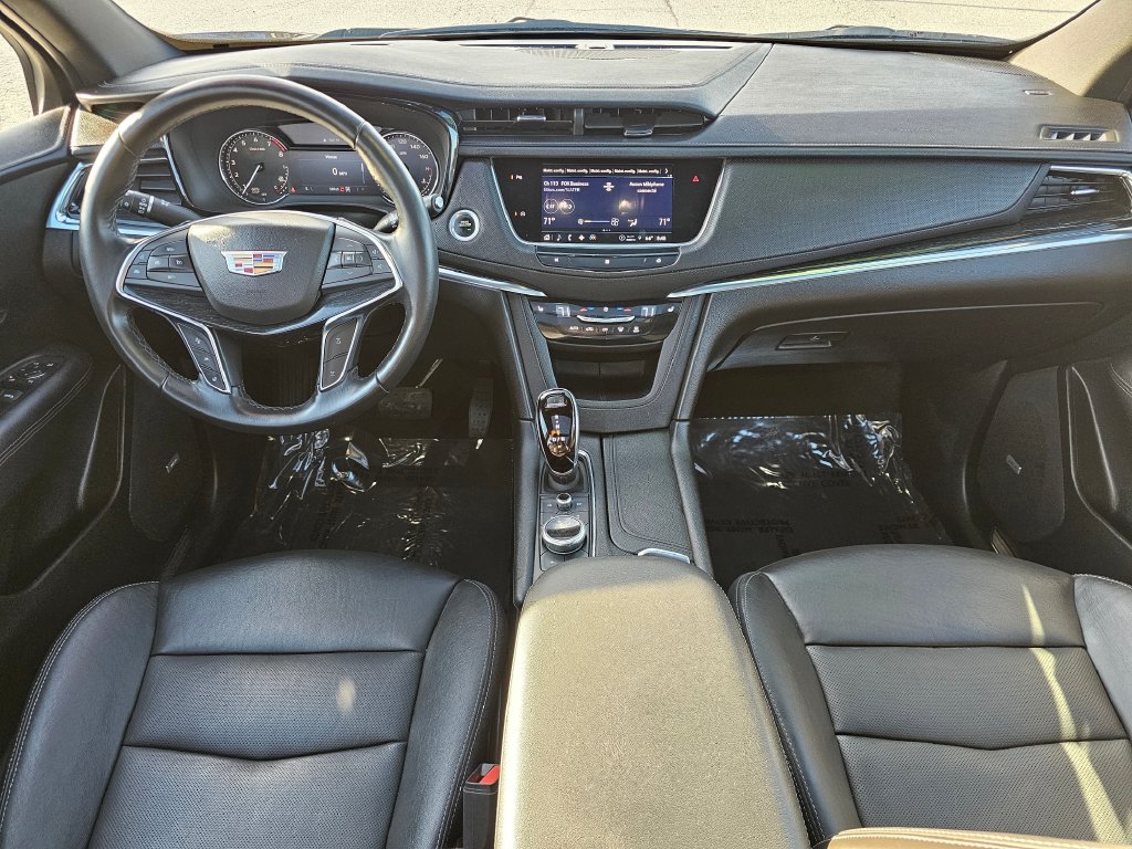 Cadillac XT5 photo 25