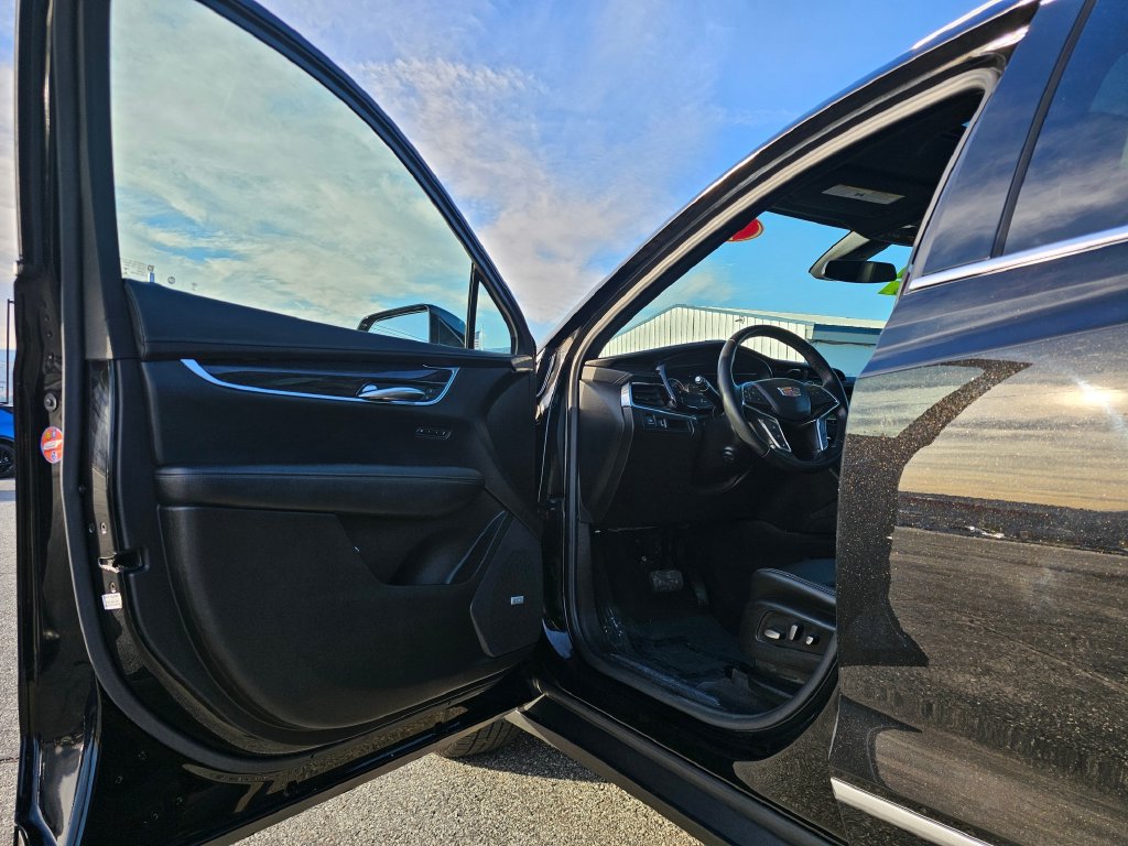 Cadillac XT5 photo 27