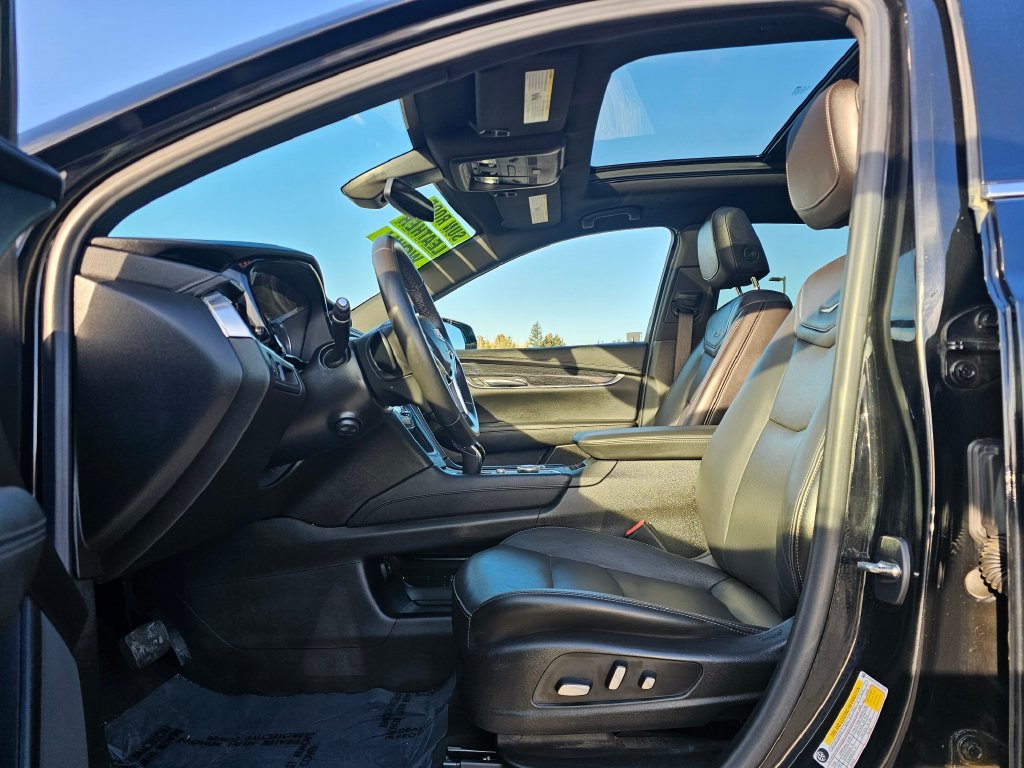 Cadillac XT5 photo 28